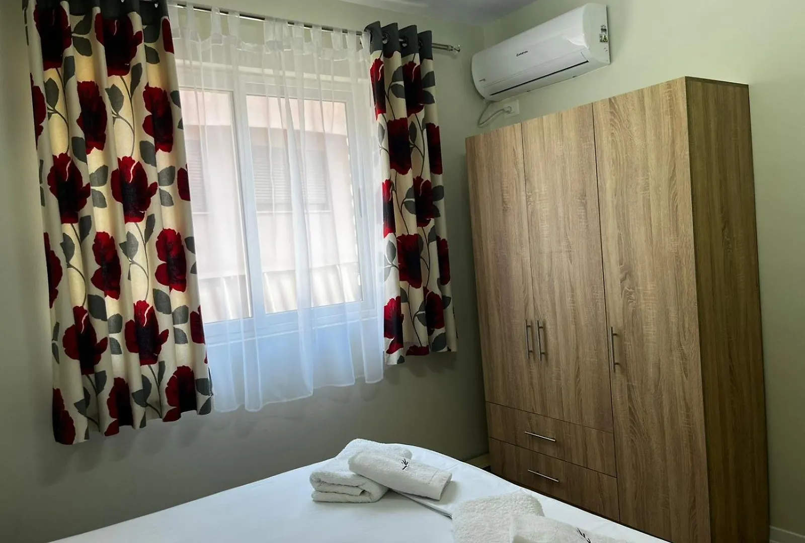 טיראנה Charming Comfort Apartment