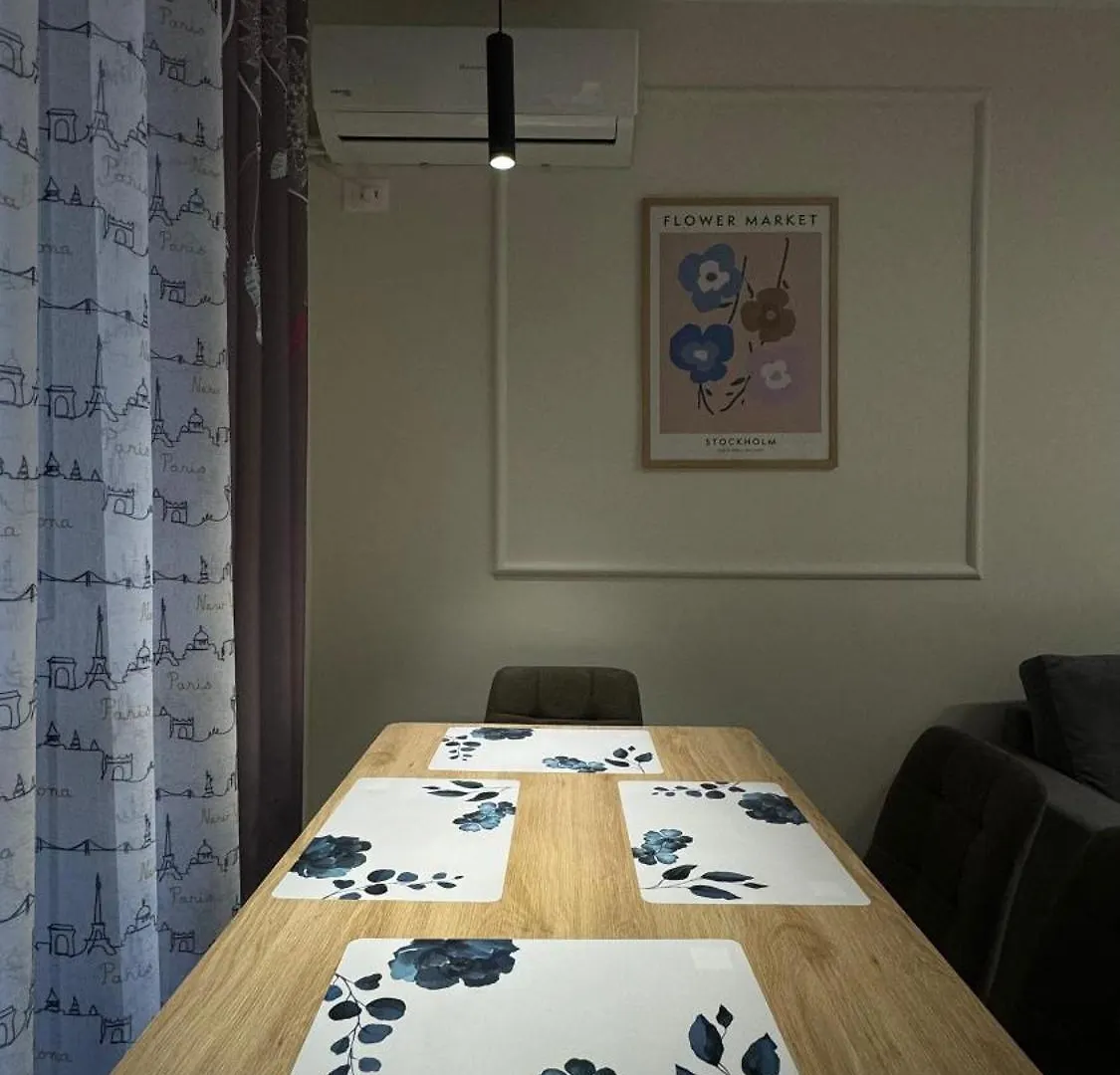 Charming Comfort Apartment Tirana 0*,