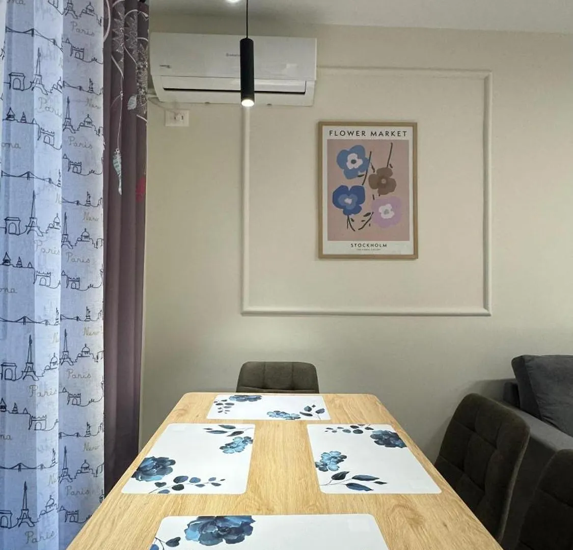 Charming Comfort Apartment Tirana 0*,